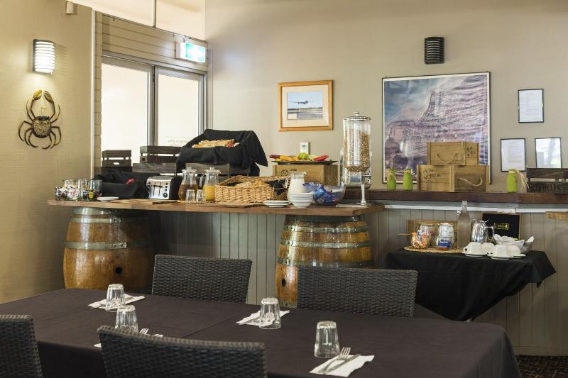 酒店 Albatross Bay Resort