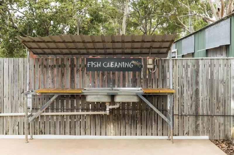 בית מלון כפרי Albatross Bay Resort