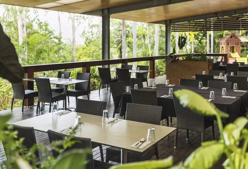 בית מלון כפרי Albatross Bay Resort