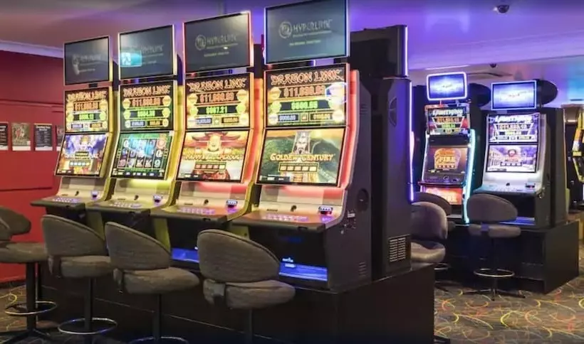 בית מלון כפרי Albatross Bay Resort