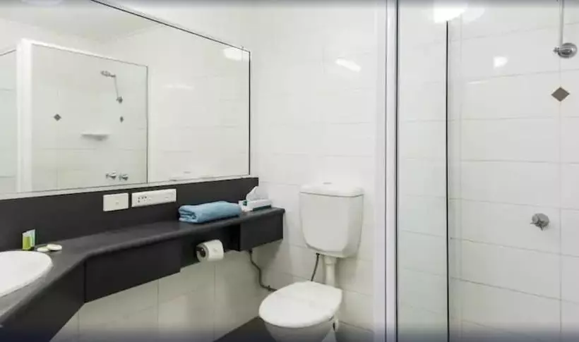 בית מלון כפרי Albatross Bay Resort