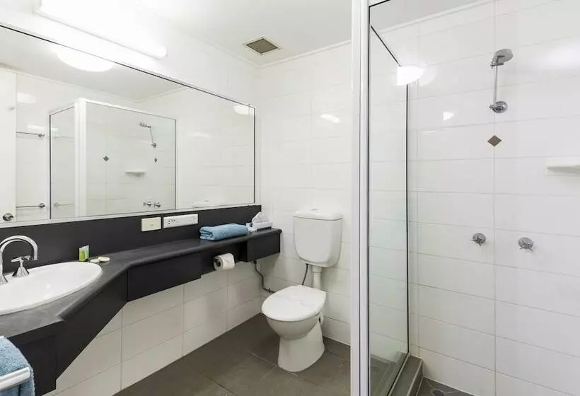 בית מלון כפרי Albatross Bay Resort