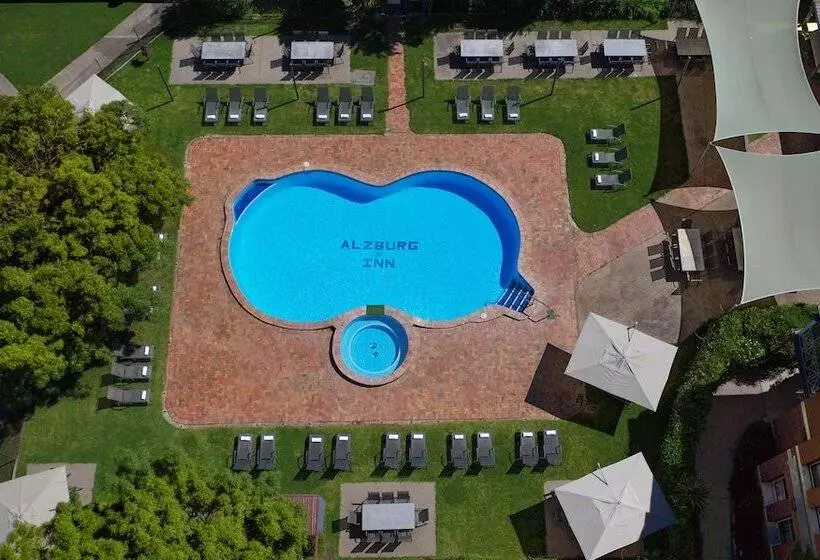 فندق Alzburg Resort