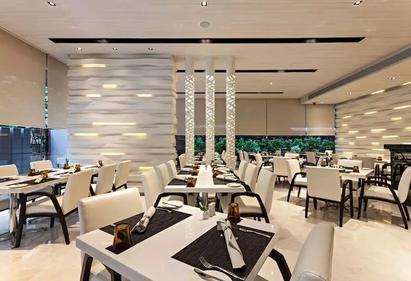 هتل Hyatt Place Bangkok Sukhumvit 1