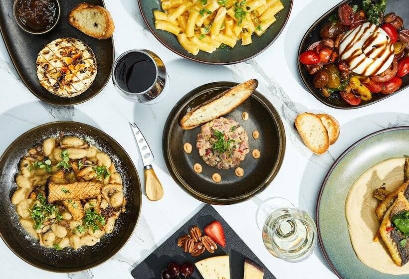 בית מלון כפרי Daniel Herzliya