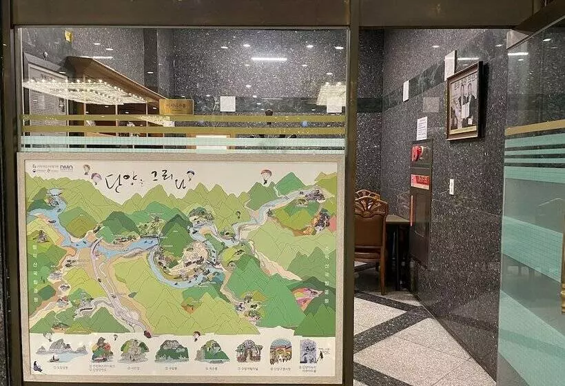 Danyang Tourist Hotel Edelweiss