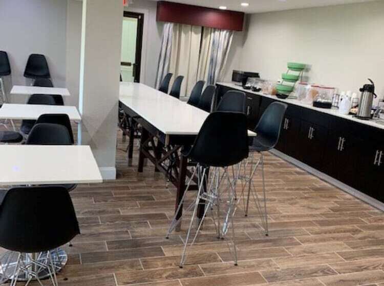 酒店 Days Inn By Wyndham Bellville Mansfield