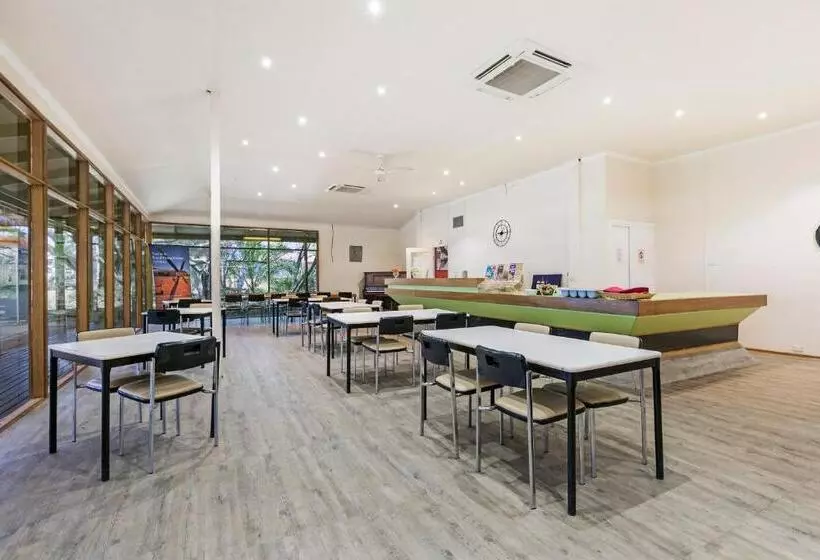 ホテル Erldunda Desert Oaks Resort