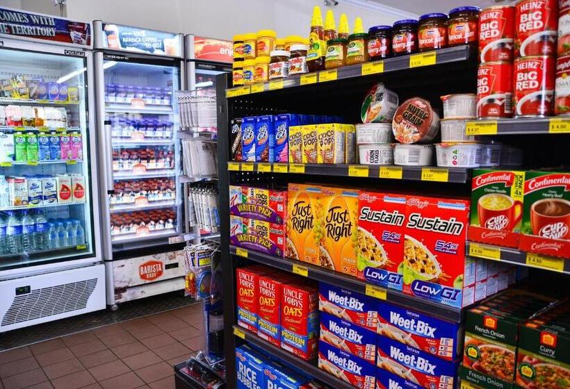 酒店 Erldunda Desert Oaks Resort