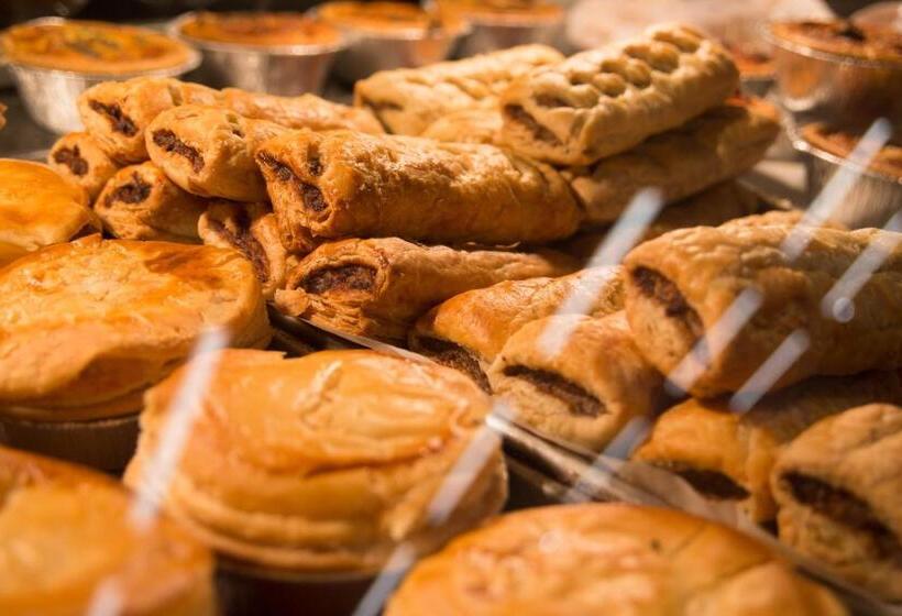 酒店 Erldunda Desert Oaks Resort