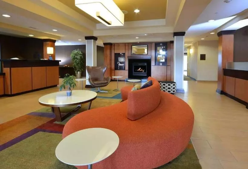 Отель Fairfield Inn & Suites Wytheville