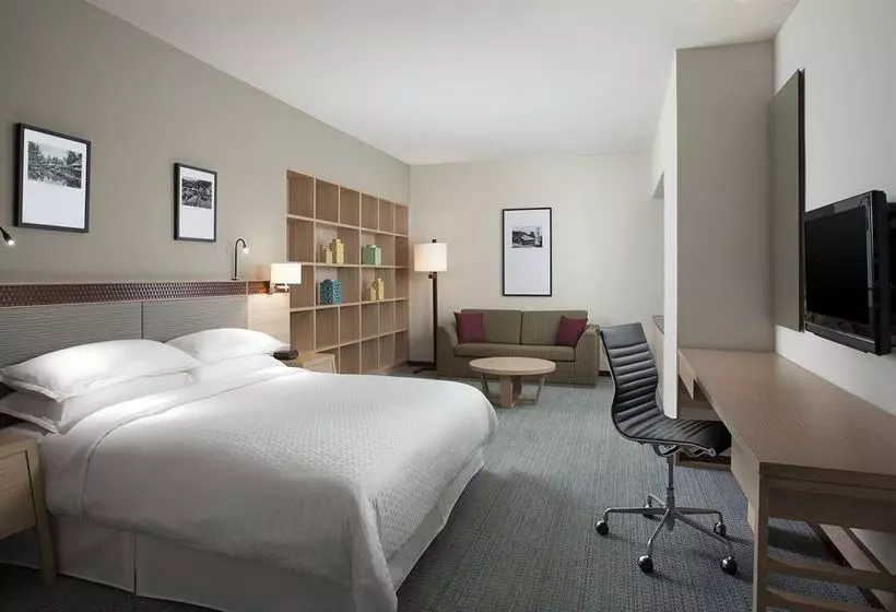 호텔 Four Points By Sheraton Sandakan