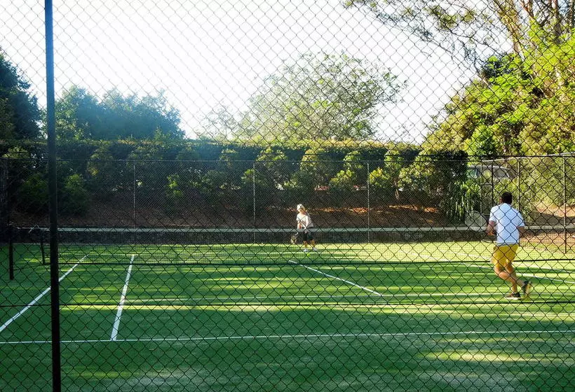 בית מלון כפרי Gaia Retreat & Spa