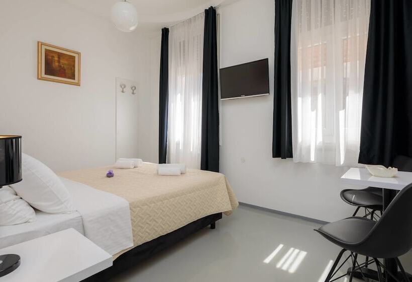 فندق Plr Accommodation