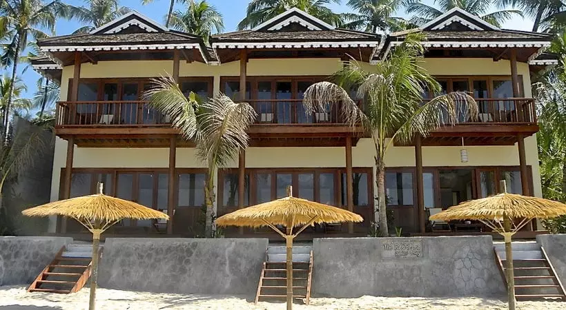 هتل Sandoway Resort