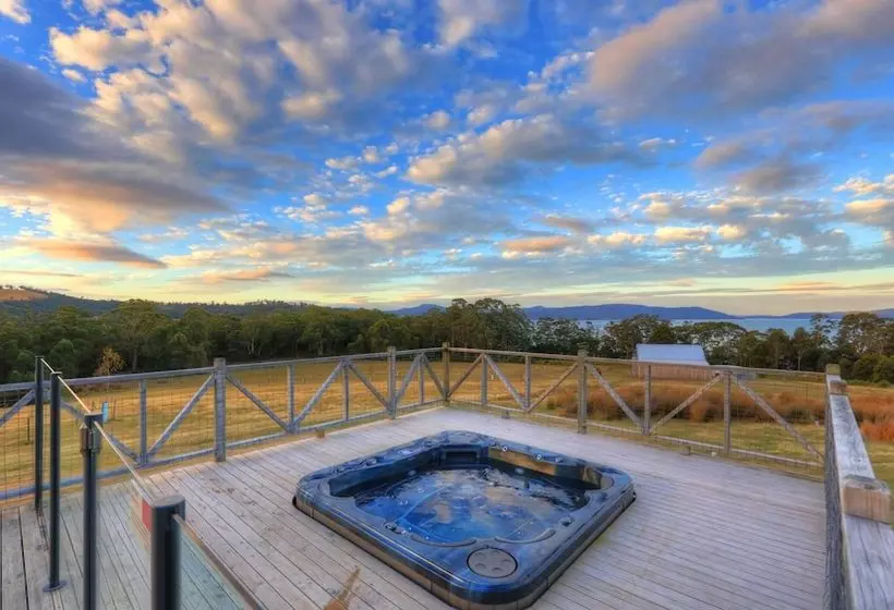 Отель The Peninsula Experience