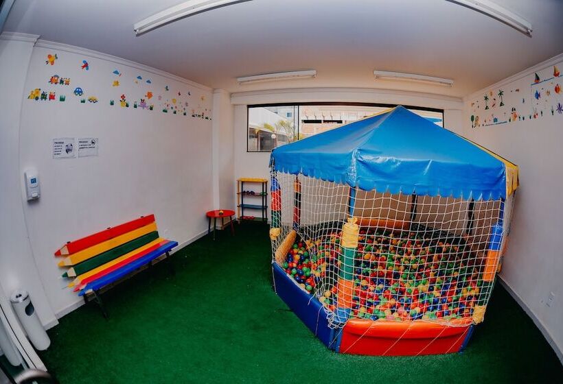 בית מלון כפרי Villas Diroma Residence Bvtur