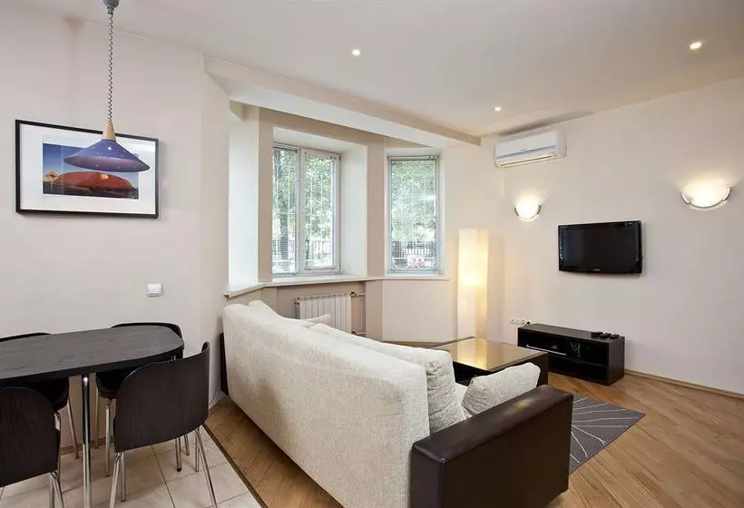 Moscow Suites Noviy Arbat