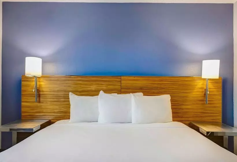 Motel 6 Arlington Tx Entertainment District