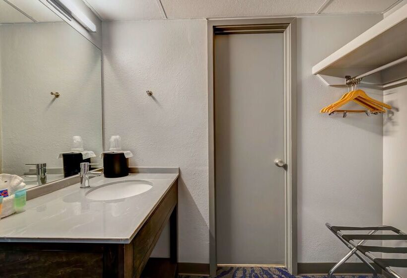 Motel 6 Arlington Tx Entertainment District