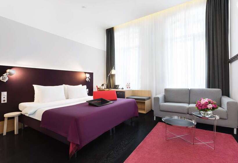 Azimut Hotel Tulskaya Moscow