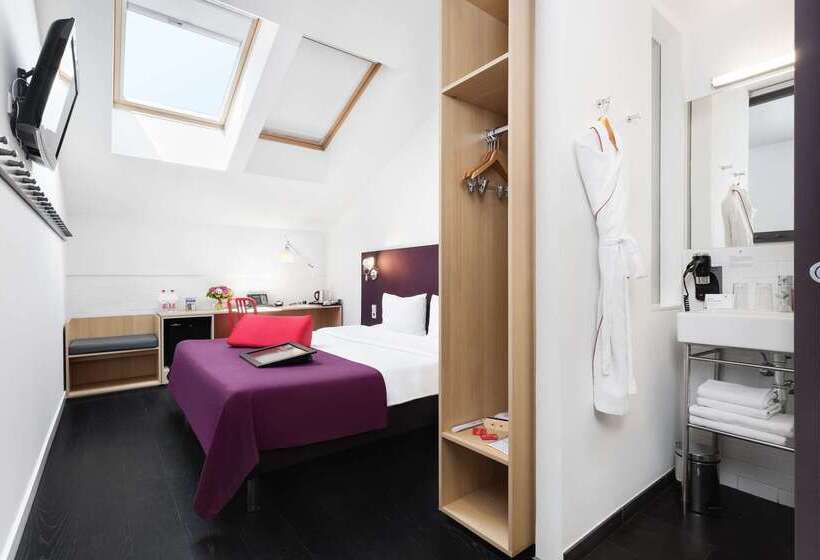 Azimut Hotel Tulskaya Moscow