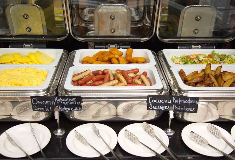 Azimut Hotel Tulskaya Moscow