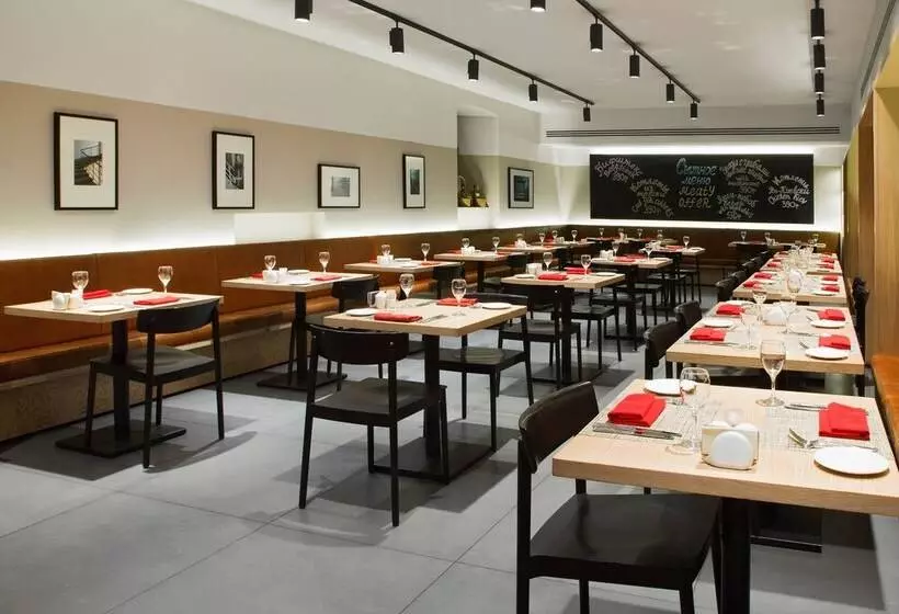 Azimut Hotel Tulskaya Moscow