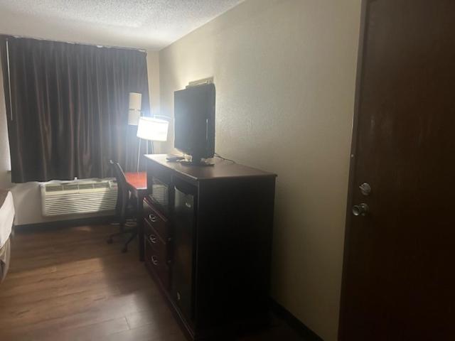 Otel Baymont By Wyndham Battle Creek/i94