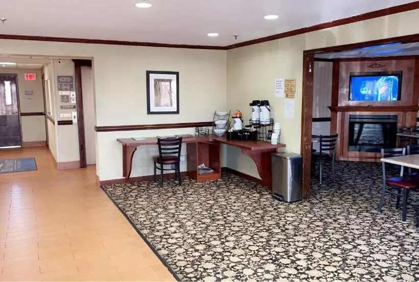 호텔 Baymont By Wyndham Battle Creek/i94