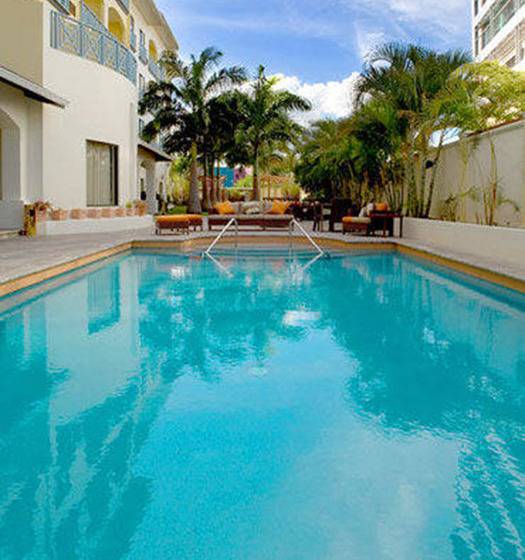 هتل Courtyard By Marriott Port Of Spain