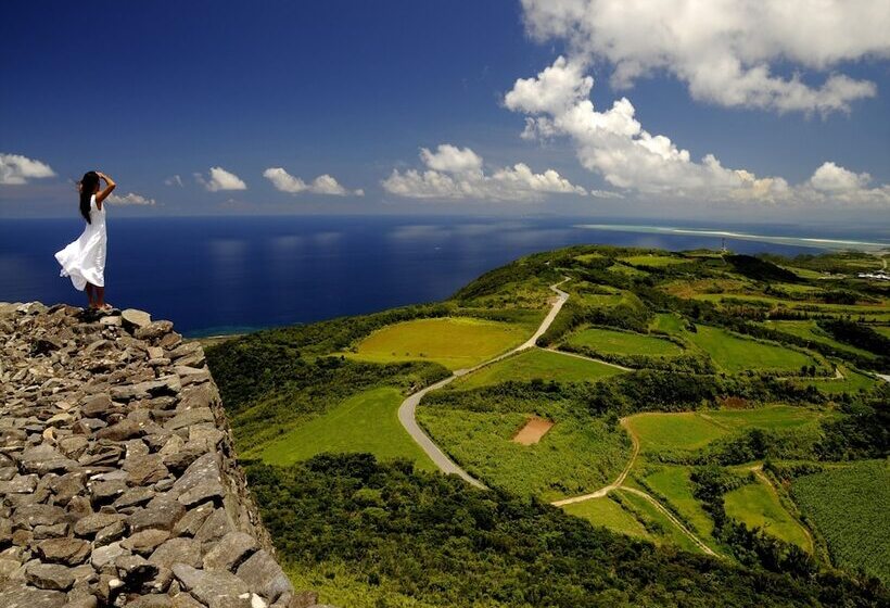 فندق Cypress Resort Kumejima