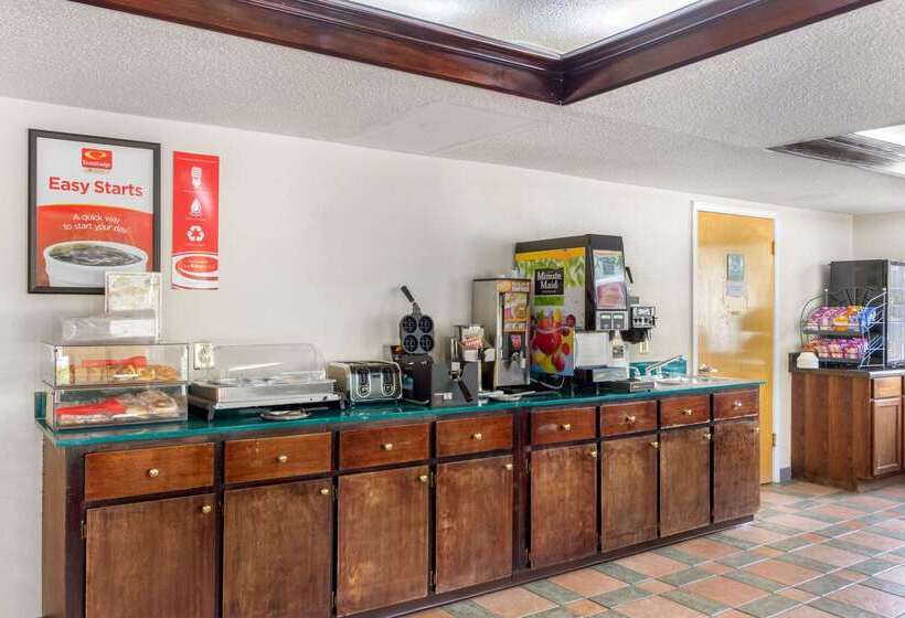 فندق Econo Lodge Byron Warner Robins