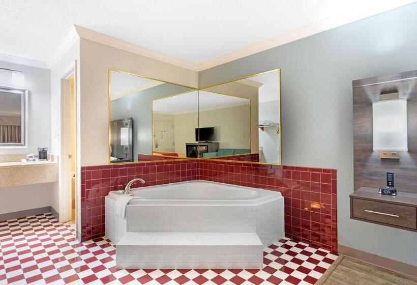 فندق Econo Lodge Byron Warner Robins