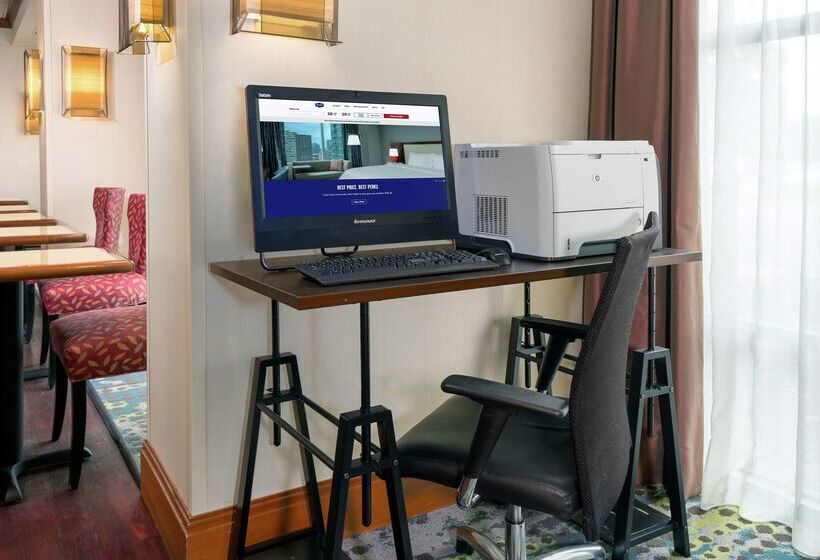 فندق Hampton Inn Springfield South Enfield