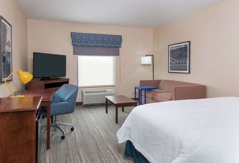 فندق Hampton Inn Springfield South Enfield