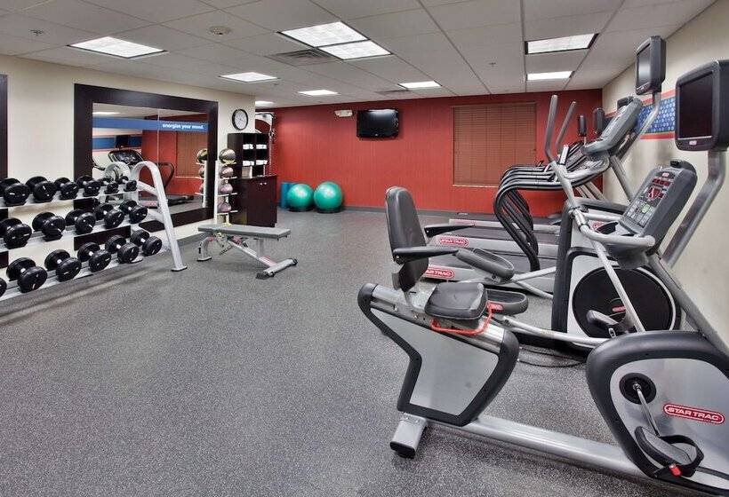 فندق Hampton Inn & Suites Aberdeen