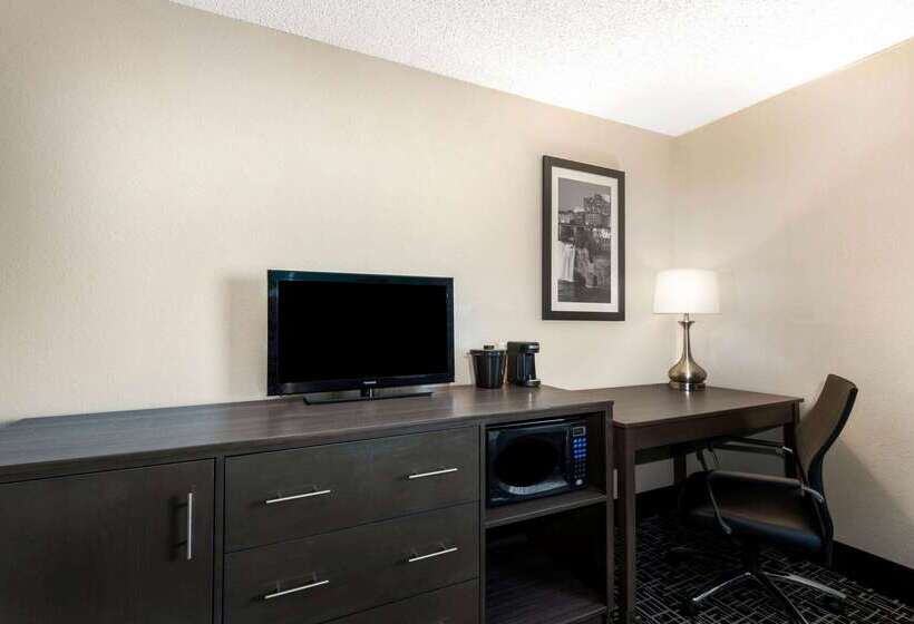 ホテル La Quinta By Wyndham Batavia