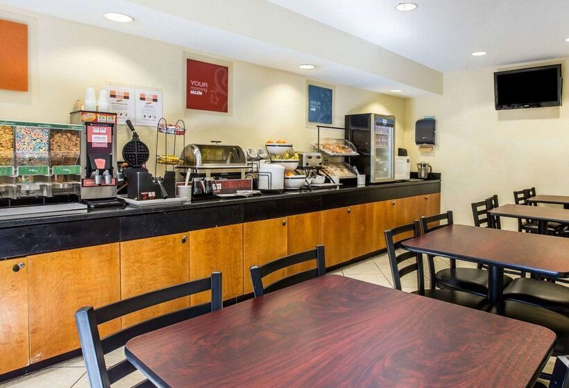 ホテル Quality Inn Dariennorth Brunswick