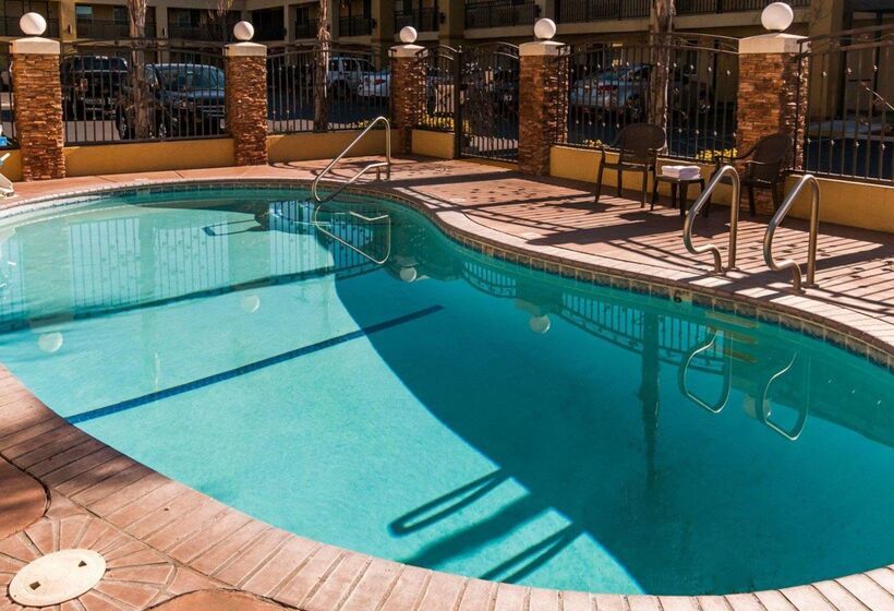 酒店 Quality Inn Near Chico State