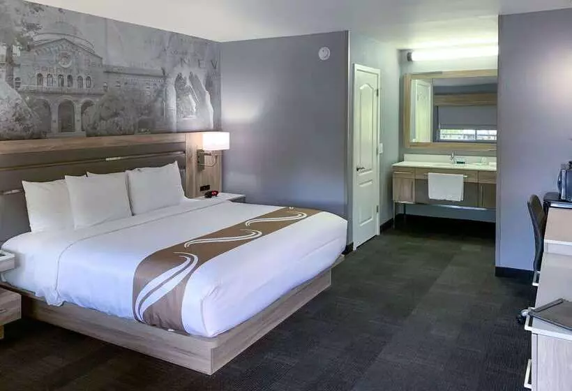 ホテル Quality Inn Near Chico State