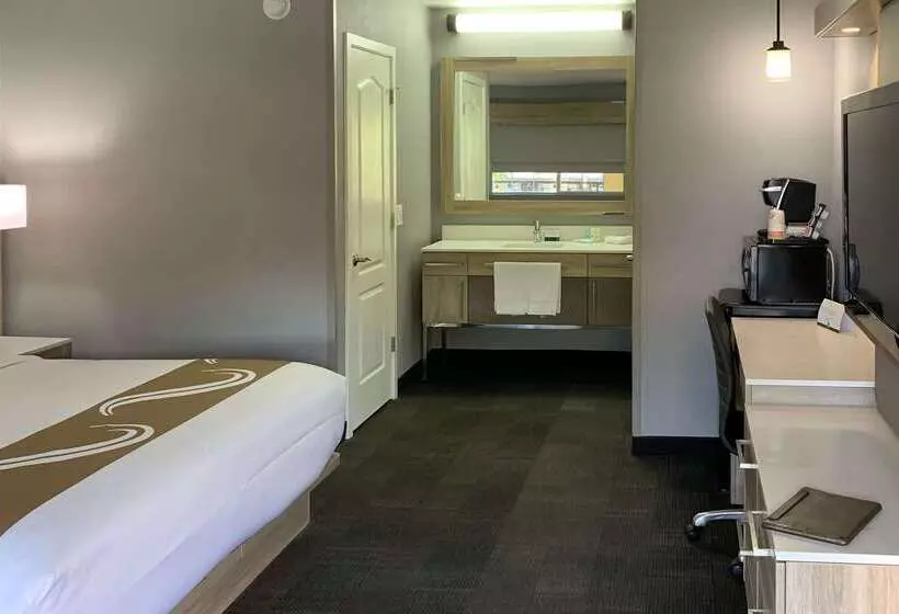 ホテル Quality Inn Near Chico State