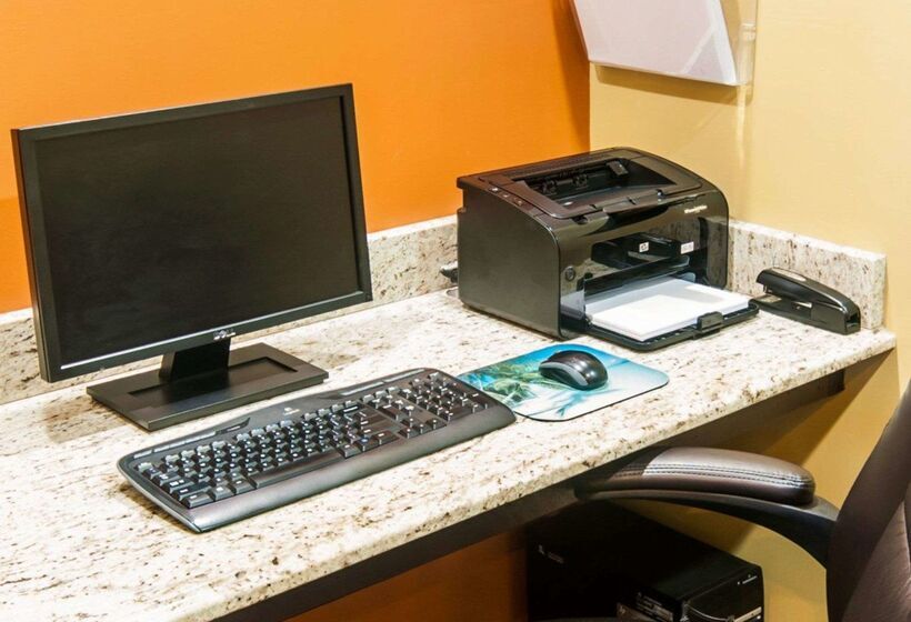 酒店 Quality Inn Near Chico State