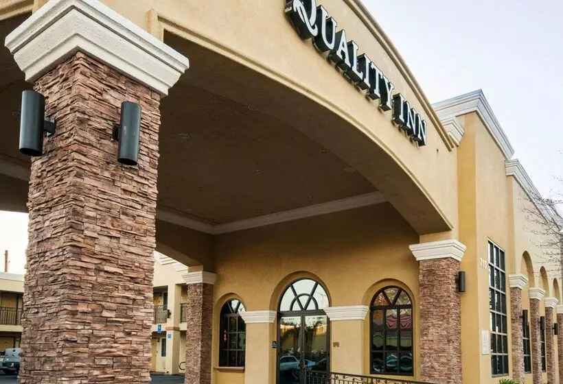 ホテル Quality Inn Near Chico State