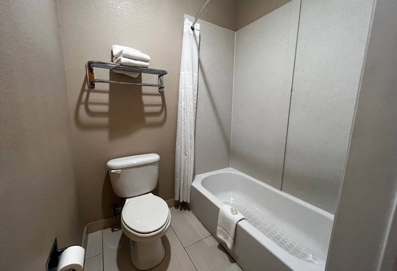 בית מלון כפרי Super 8 By Wyndham Center