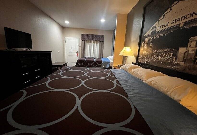 בית מלון כפרי Super 8 By Wyndham Center