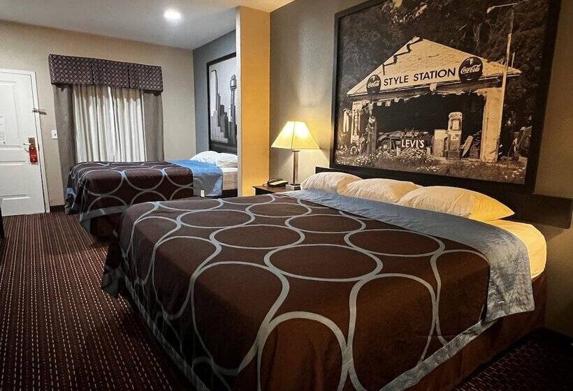 בית מלון כפרי Super 8 By Wyndham Center