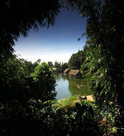 Kampung Sampireun Resort & Spa