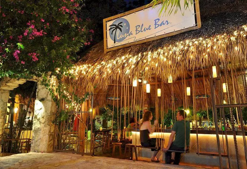 Luna Blue Hotel & Garden