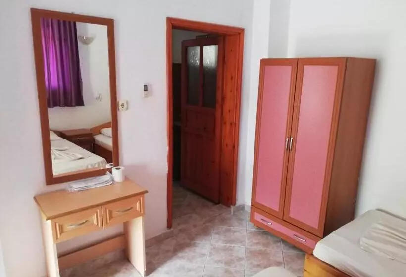 Ugur Pansiyon Bungalows